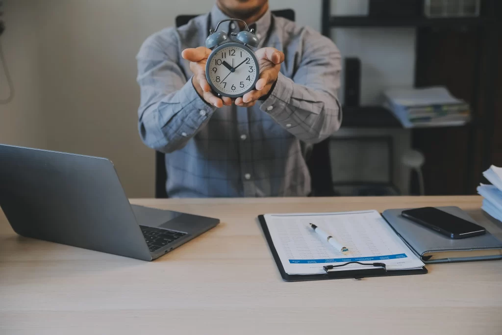 Gestión de turnos y asistencias