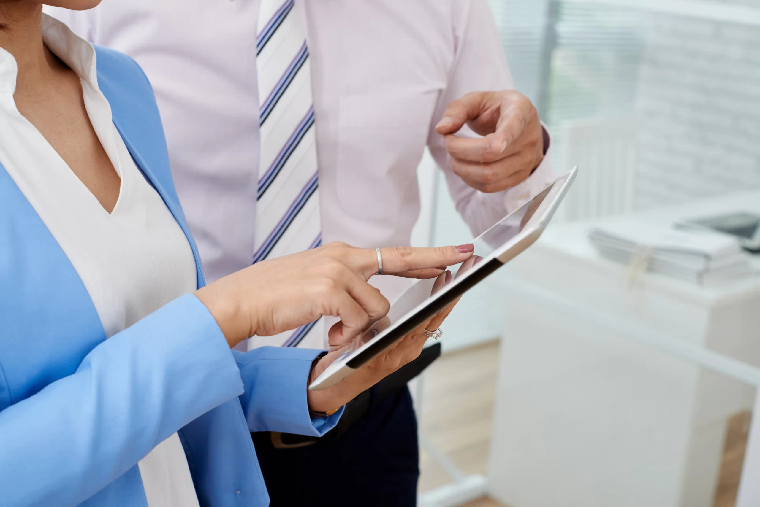 Control Manual Vs. Digital de Visitantes